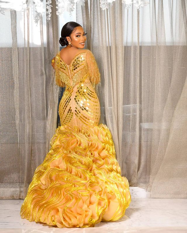 2021 Plus Size Arabic Aso Ebi Gold Luxurious Mermaid Prom Dresses Beaded Crystals Tiers Evening Formal Party Second Reception Gowns Dress ZJ445