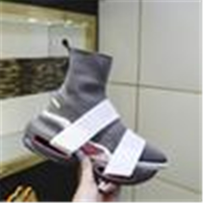 2021 High quality womens socks shoes spring and autumn elastic high top mens and womens fashion leather thick soled boots size 34-46 h6ZS#, Black
2021 High quality womens socks shoes spring and autumn elastic high top mens and womens fashion leather thick soled boots size 34-46 h6ZS#, Black