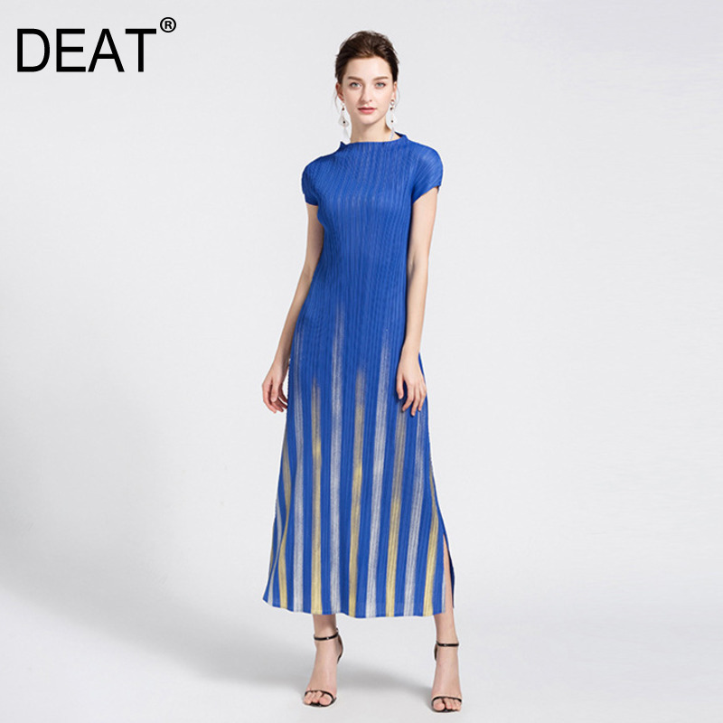 DEAT Pleated Woman Dress Bronzing Striped Short Sleeve Stand Collar Slim Waist Elegant Long Casual New Summer Fashion XQ135 210429, White
DEAT Pleated Woman Dress Bronzing Striped Short Sleeve Stand Collar Slim Waist Elegant Long Casual New Summer Fashion XQ135 210429, White