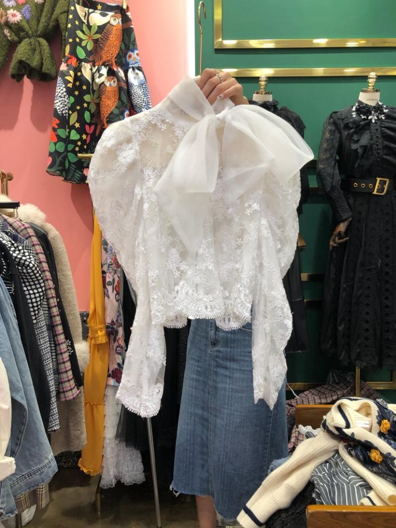 Nomikuma Sexy Lace Shirt Bow Tie Collar Puff Long Sleeve Shirt Autumn Winter Korean Perspective Blusas Mujer De Moda 6D467 210427