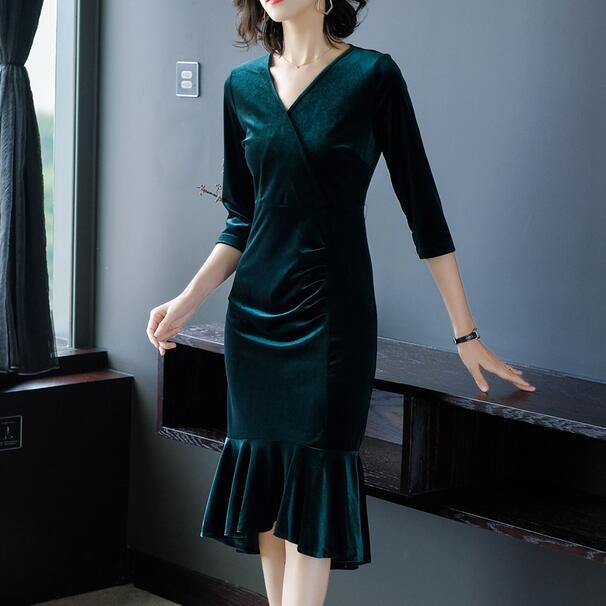 Casual Dresses Autumn Lady Mermaid Long Sleeve 2021 Robe V-neck Knee-Length Velvet Women Clothing Black Elegant Dress Ropa Mujer DC557
Casual Dresses Autumn Lady Mermaid Long Sleeve 2021 Robe V-neck Knee-Length Velvet Women Clothing Black Elegant Dress Ropa Mujer DC557