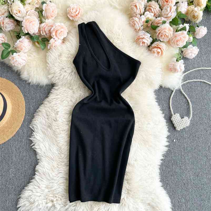 Women One Shoulder Elastic Open Back Buttocks Dress Solid Color Waist Slim Fashion Spring Summer 11B505 210525, Navy blue
Women One Shoulder Elastic Open Back Buttocks Dress Solid Color Waist Slim Fashion Spring Summer 11B505 210525, Navy blue