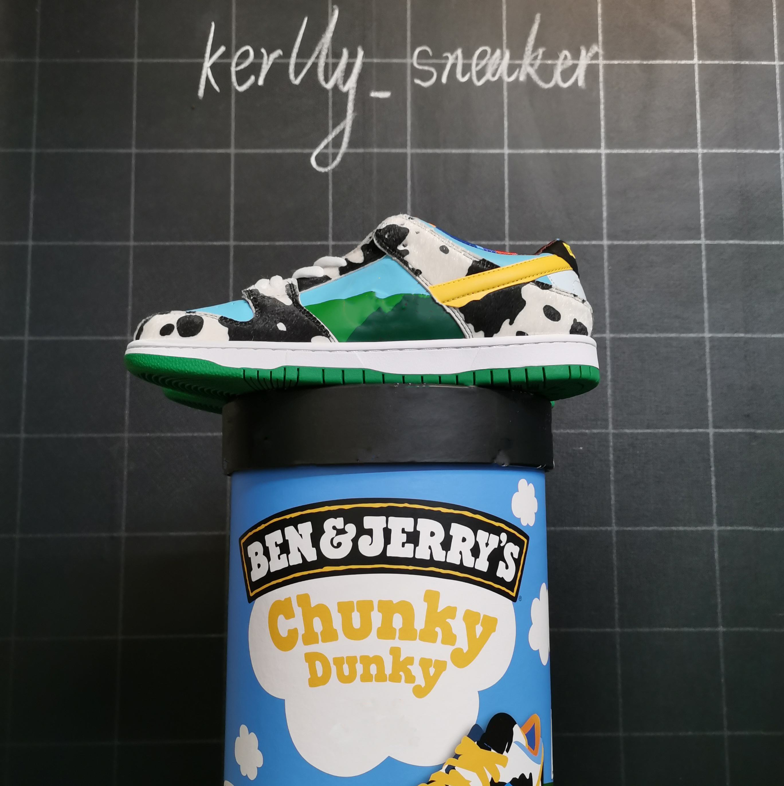2021 SB New inventory Milk ice cream box Low Cylindrical Pro QS Chunky series low-top classic wild casual sports shoes cylindrical shoe
2021 SB New inventory Milk ice cream box Low Cylindrical Pro QS Chunky series low-top classic wild casual sports shoes cylindrical shoe