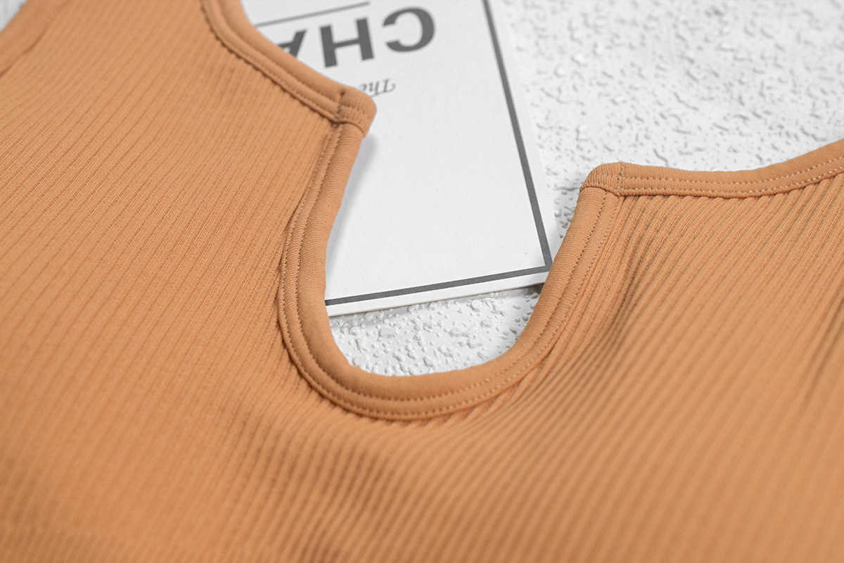 Seamless Yoga Sets Women 2 Piece Set Workout Clothes Biker Shorts Active Wear Sport 210821