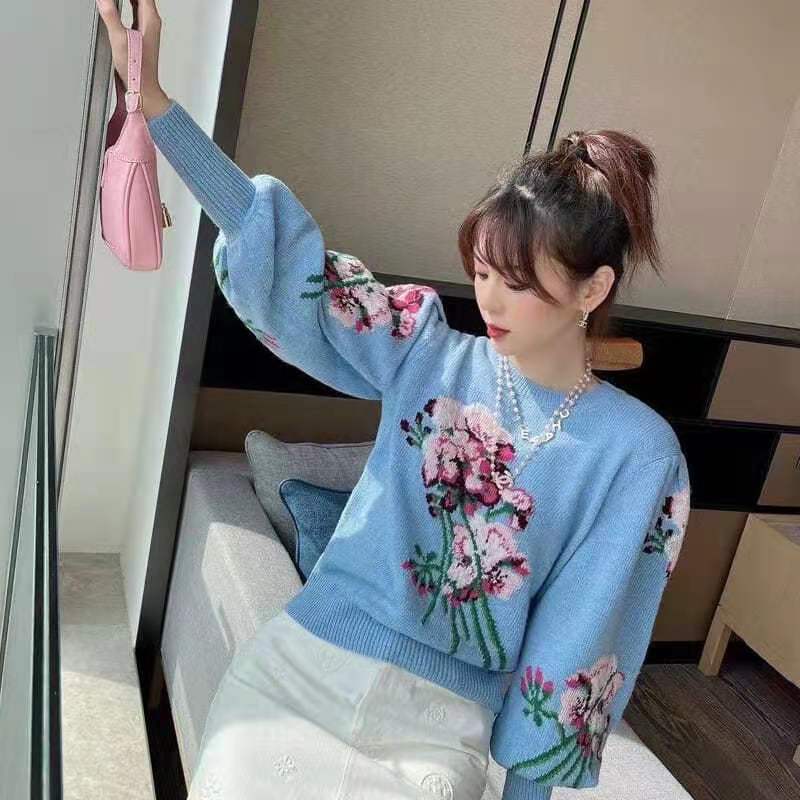 Top designer 2021 women' sweater autumn and winter new letter embroidered bubble sleeve fashion slim fit high-quality clothing, Blue
Top designer 2021 women' sweater autumn and winter new letter embroidered bubble sleeve fashion slim fit high-quality clothing, Blue