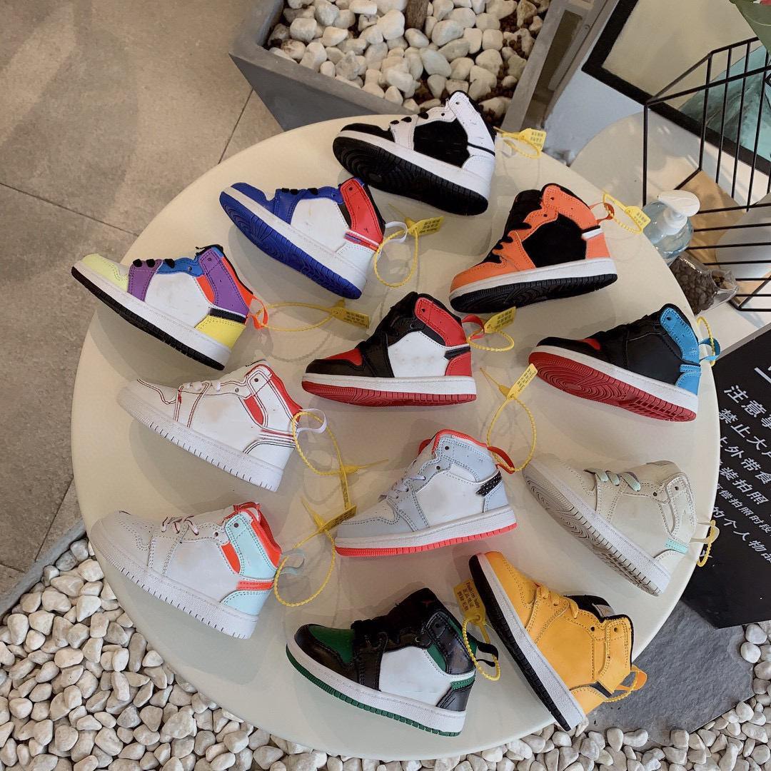 Children High AJS 1 basketball shoes boy girl Sports Sneakers 22-37 Kids Yellow little black hook orange walking Trainers
Children High AJS 1 basketball shoes boy girl Sports Sneakers 22-37 Kids Yellow little black hook orange walking Trainers