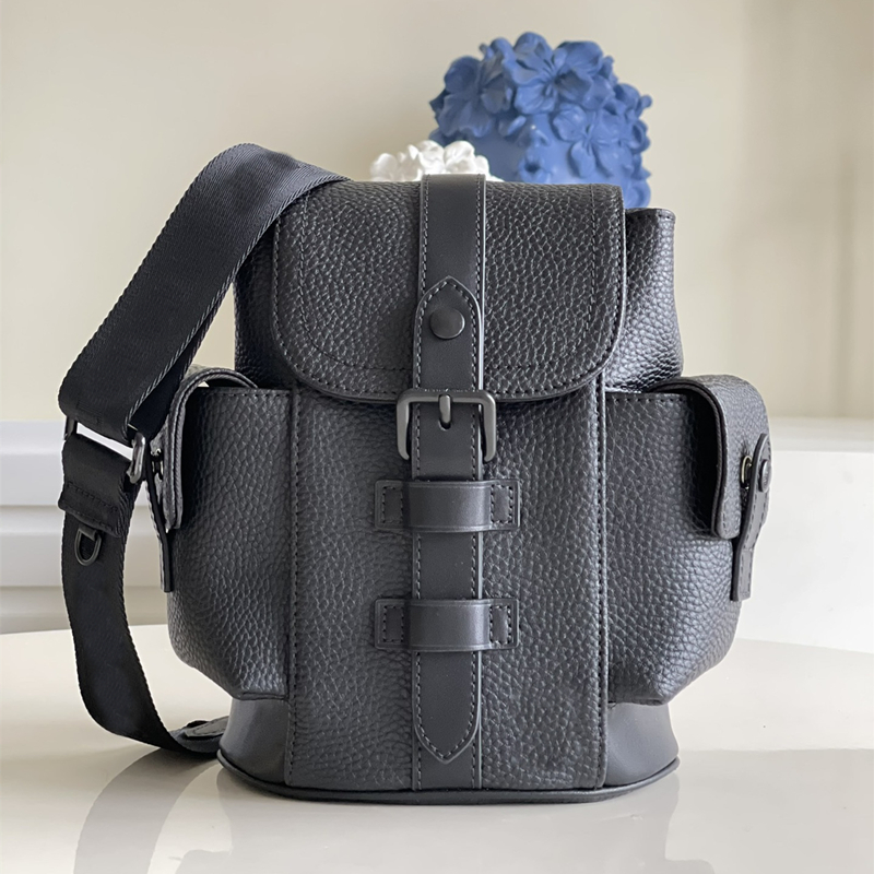 5A+ Designer Backpack Mini bags Cross Body Backpacks Luxury high-quality Crossbody bag Genuine Leather three styles With the original box si
5A+ Designer Backpack Mini bags Cross Body Backpacks Luxury high-quality Crossbody bag Genuine Leather three styles With the original box si