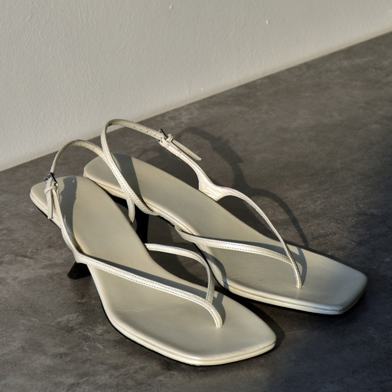 dress shoes sandals low-heeled with strap square toe med flip flops platform all-match suit female beige new low-heeled gladiator, Black
dress shoes sandals low-heeled with strap square toe med flip flops platform all-match suit female beige new low-heeled gladiator, Black