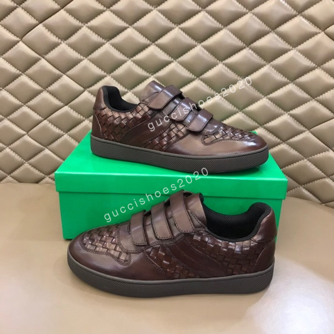 Designer Fashion Trainer sneaker Casual Shoes alligator-embossed black Grey Brown White Green calf leather French Mens Shoe, 01
Designer Fashion Trainer sneaker Casual Shoes alligator-embossed black Grey Brown White Green calf leather French Mens Shoe, 01