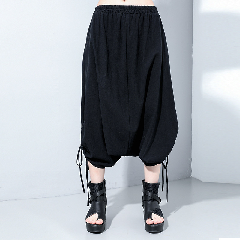 pants trousers 2021 summer elastic waist cotton hemp harem dark black personalized crotch capris 9213, Black;white
pants trousers 2021 summer elastic waist cotton hemp harem dark black personalized crotch capris 9213, Black;white