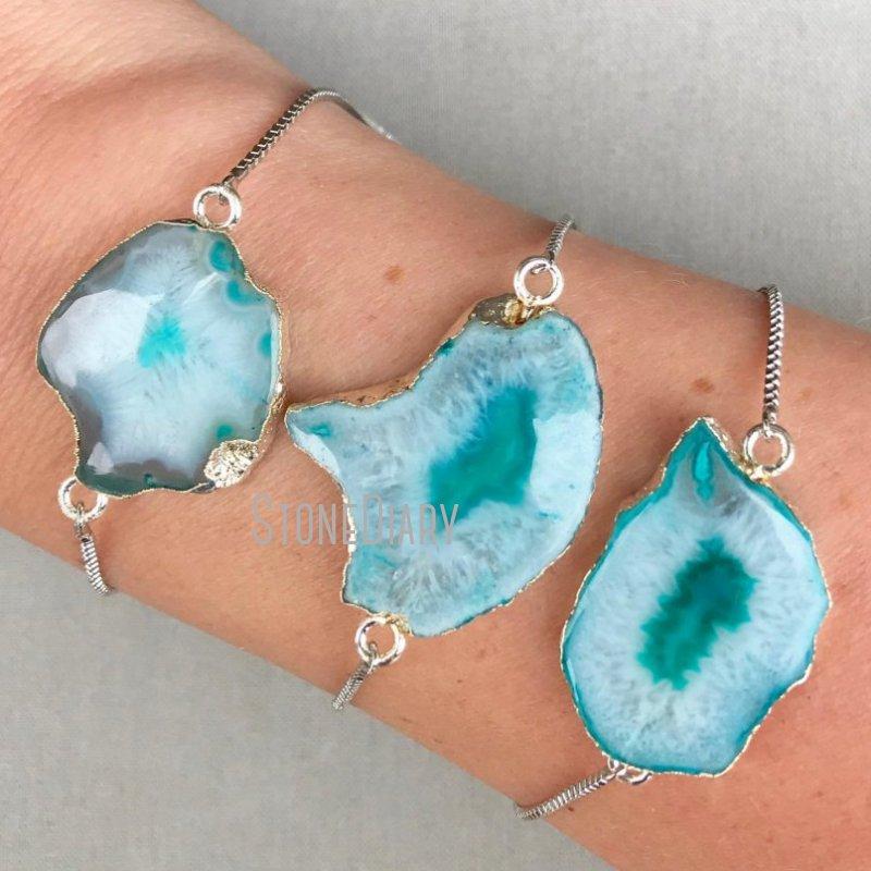 Link, Chain BM27704 Aqua Agate Geode Slice Bracelet Cuff Adjustable Silver Minimalist Turquoise Gemstone Teal
Link, Chain BM27704 Aqua Agate Geode Slice Bracelet Cuff Adjustable Silver Minimalist Turquoise Gemstone Teal