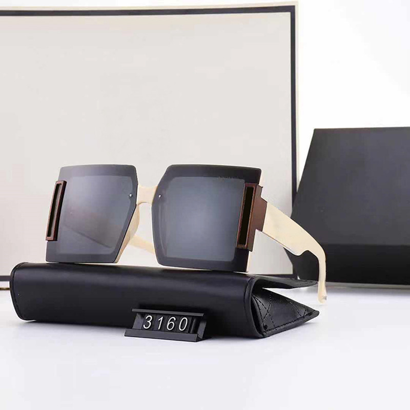 High quality designer sunglasses metal glasses for women, men, UV400 anti-UV lenses both original box
High quality designer sunglasses metal glasses for women, men, UV400 anti-UV lenses both original box
