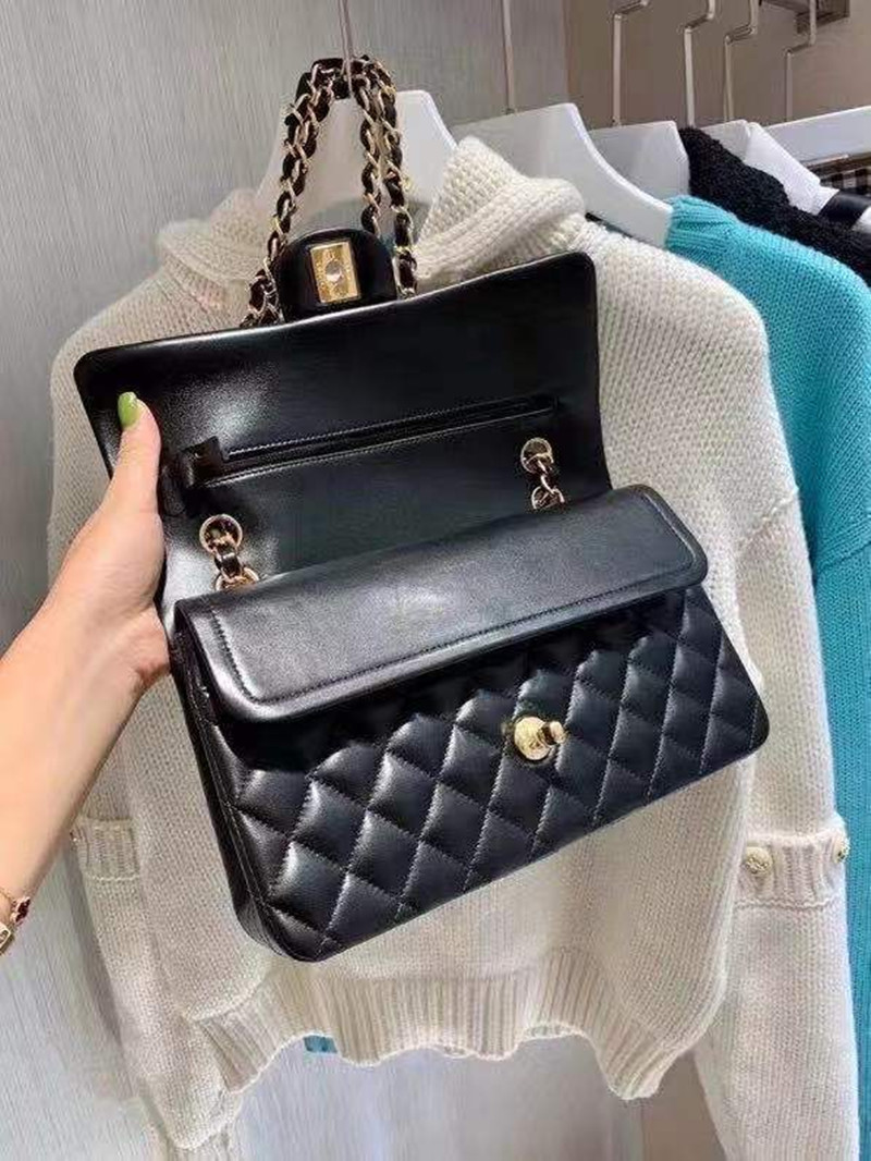 Luxury Women's Handbag Bags Top Quality Fashion Casual Plaid Chain Shoulder Bag Cowhie And Lambskin Classic Designer Flap, V black gold
Luxury Women's Handbag Bags Top Quality Fashion Casual Plaid Chain Shoulder Bag Cowhie And Lambskin Classic Designer Flap, V black gold
