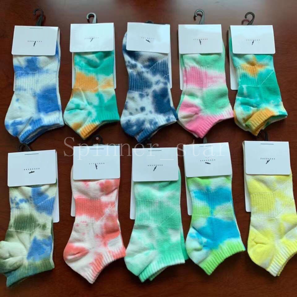 Mens and Womens Socks Fashion Four Seasons Pure Cotton Short Breathable Outdoor Sport, Black
Mens and Womens Socks Fashion Four Seasons Pure Cotton Short Breathable Outdoor Sport, Black