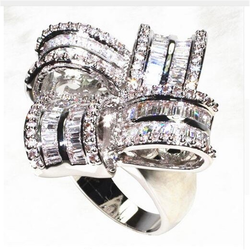 Big Flower Diamond Ring Real 925 sterling silver Jewelry Engagement Wedding band Rings for Women Bridal Luxury Party accessory
Big Flower Diamond Ring Real 925 sterling silver Jewelry Engagement Wedding band Rings for Women Bridal Luxury Party accessory