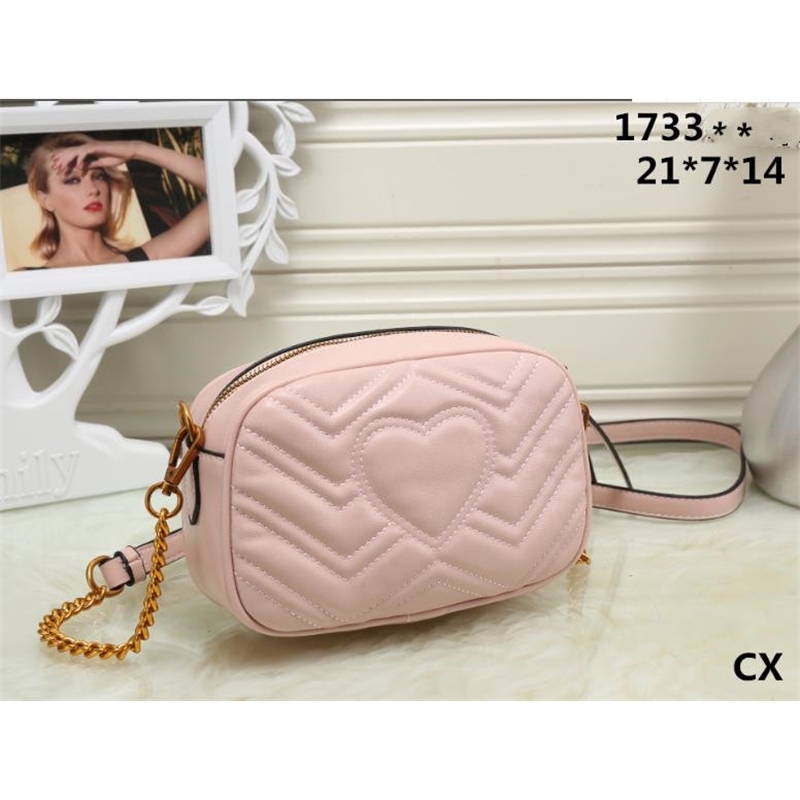 High Quality New Designer Luxury Women Handbags Famous Gold Chain Shoulder Bags Crossbody Soho Bag Disco Shoulder Bag Purse Wallet 5 colors, Red
High Quality New Designer Luxury Women Handbags Famous Gold Chain Shoulder Bags Crossbody Soho Bag Disco Shoulder Bag Purse Wallet 5 colors, Red