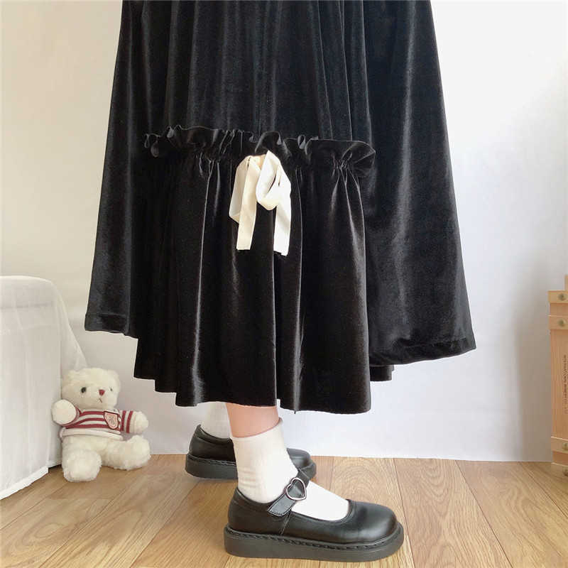 Gothic Black Velvet Skirt Women Bow High Waist Pleated Skirt Students Kawaii Vintage Winter Warm Lolita Long Skirt For Teenagers 210619wtt