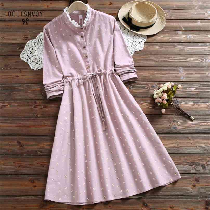 Mori Girl Autumn Spring Women Sweet Dress Ruffled Collar Navy Blue Pink Lace Up Vestidos Femininos Floral Printed Cotton Dresses 210520
Mori Girl Autumn Spring Women Sweet Dress Ruffled Collar Navy Blue Pink Lace Up Vestidos Femininos Floral Printed Cotton Dresses 210520