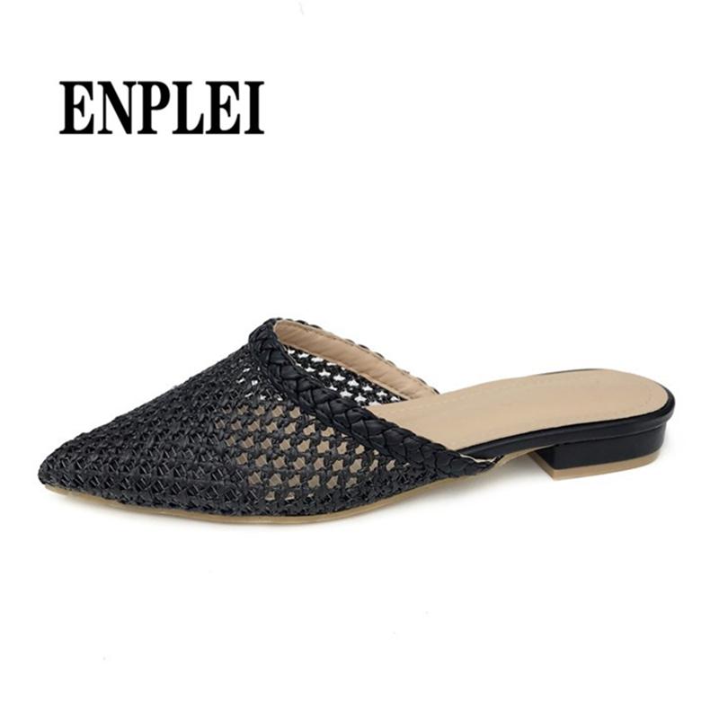 Slippers ENPLEI Women Pointed Toe Loe Heel Slide Sandals Summer Cane Woven Beach Shoes Mule For Flat Size 35-40, Black
Slippers ENPLEI Women Pointed Toe Loe Heel Slide Sandals Summer Cane Woven Beach Shoes Mule For Flat Size 35-40, Black