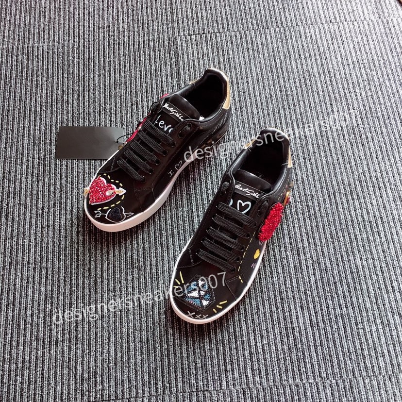 DG fashion Women Men Leather Half Slippers slides Classic Metal Buckle Embroidery Stylist Shoes sandals Loafers Autumn Winter Warm Wool size35-45, 02
DG fashion Women Men Leather Half Slippers slides Classic Metal Buckle Embroidery Stylist Shoes sandals Loafers Autumn Winter Warm Wool size35-45, 02