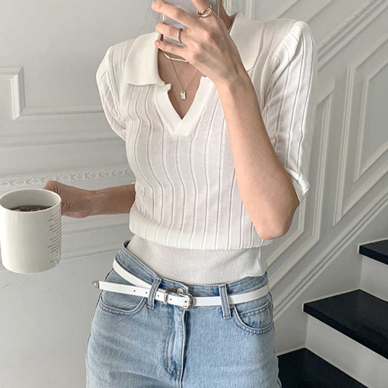 Korejpaa Women T-Shirt Summer Korean Temperament Lapel Pit Strip Texture Slim Thin Shoulder Pads Five-Point Sleeve Knit Top 210526