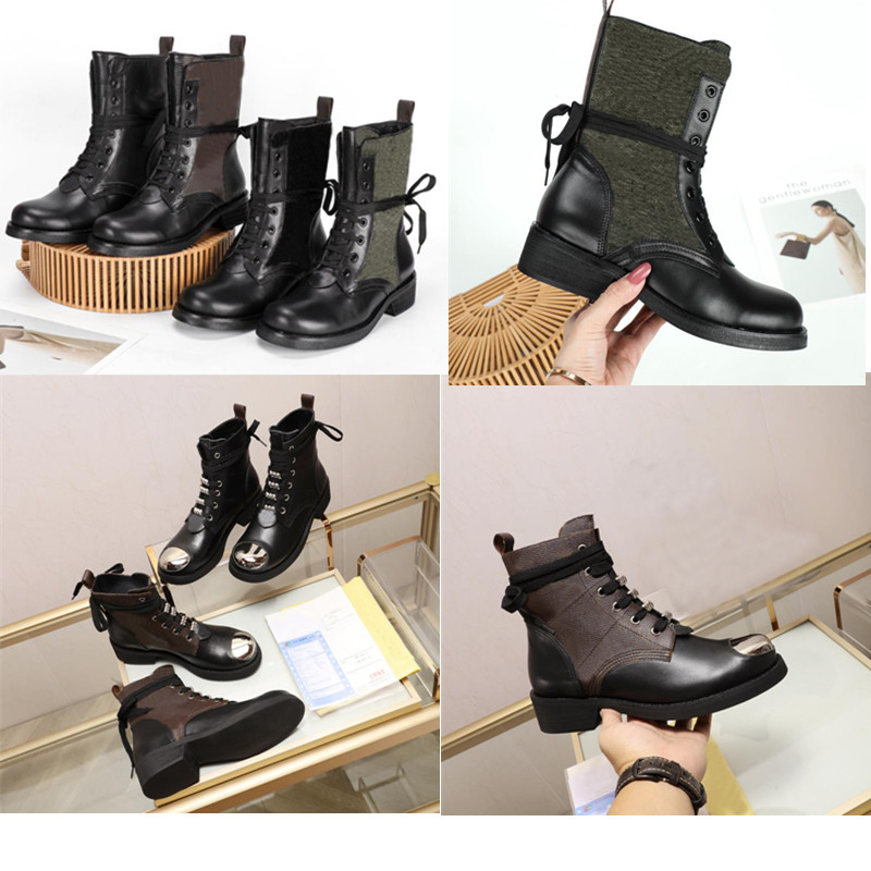 Designer famous short boots products womens high quality autumn and winter new double button letter low heel iron head cover feet fashion leather lace up size 35-42, Color 5
Designer famous short boots products womens high quality autumn and winter new double button letter low heel iron head cover feet fashion leather lace up size 35-42, Color 5