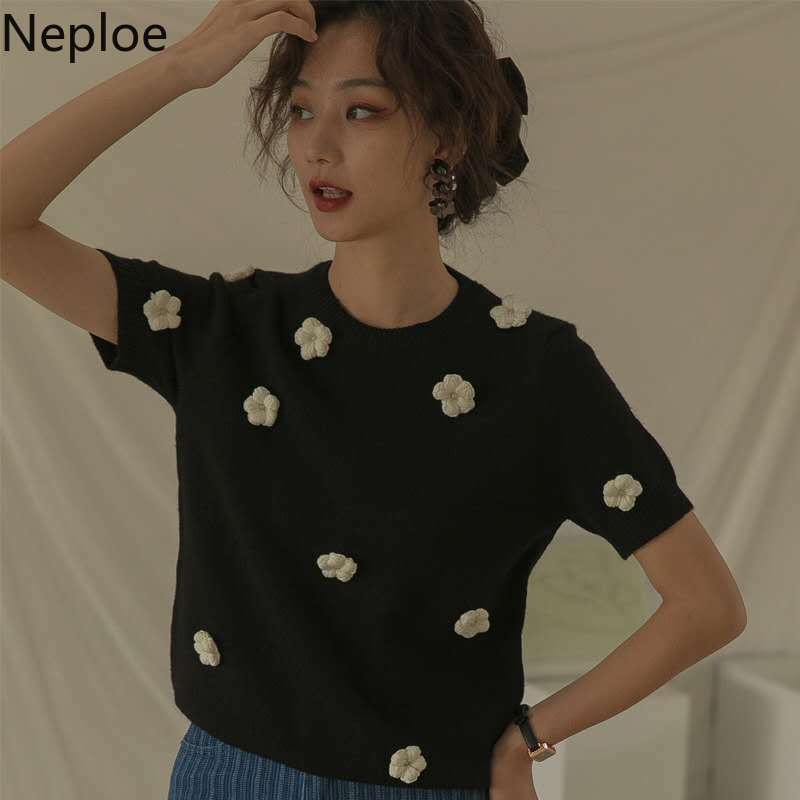 Neploe Knitted Pullover Shirts Women 3D Flower Solid Color Short Sleeve Sweater Korean Vintage Slim O Neck Jumper Tops 4i508 210422