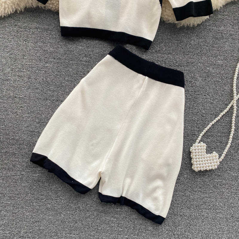 DEAT Women Knitting V-neck Short Sleeve Shorts Arrivals Two Piece Set Fashion Temperament Spring Summer 11D335 210709