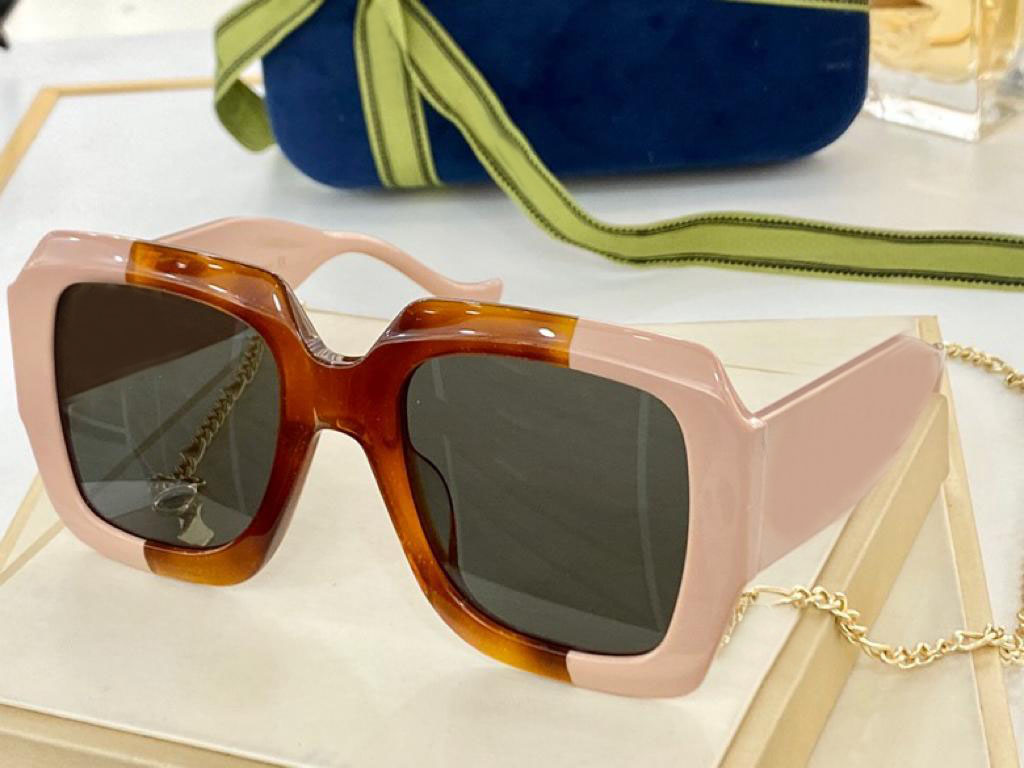 Womens Sunglasses for women 1022 men sun glasses fashion style protects eyes UV400 lens top quality with case
Womens Sunglasses for women 1022 men sun glasses fashion style protects eyes UV400 lens top quality with case