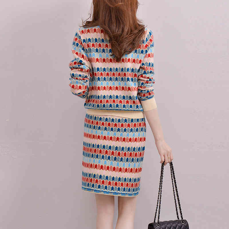 Spring Women's Two Piece Set Fashion Geometry Knit Sweater V-Neck Long Sleeve Cardigan + Mini Skirt Elegant Female Suits 210518