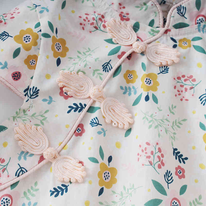Infant Baby Girls Chinese Style Cheong-sam Rompers Clothes Bodysuit Long Sleeve And Hair Band 210429