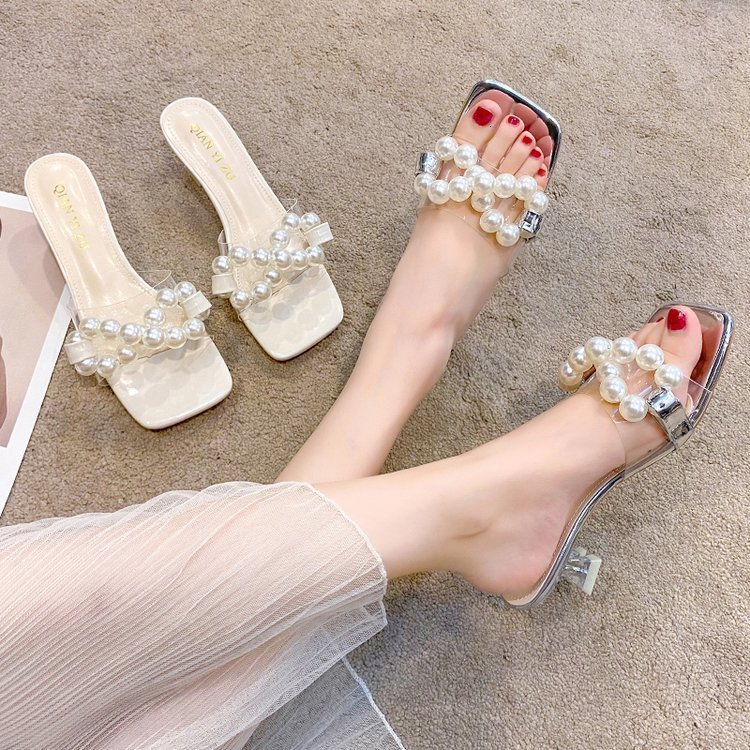 luxury slippers chain high-heeled slippers 2021 square head thick heel wear cool trawl red roman women's sho summer, Black
luxury slippers chain high-heeled slippers 2021 square head thick heel wear cool trawl red roman women's sho summer, Black