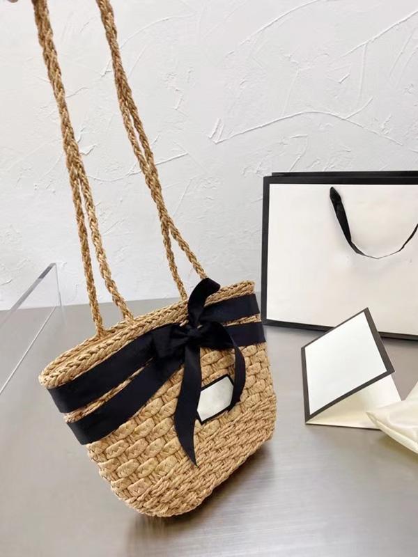 2021 Trendy all-match classic straw woven vegetable basket bag retro diagonal one-shoulder, Red
2021 Trendy all-match classic straw woven vegetable basket bag retro diagonal one-shoulder, Red