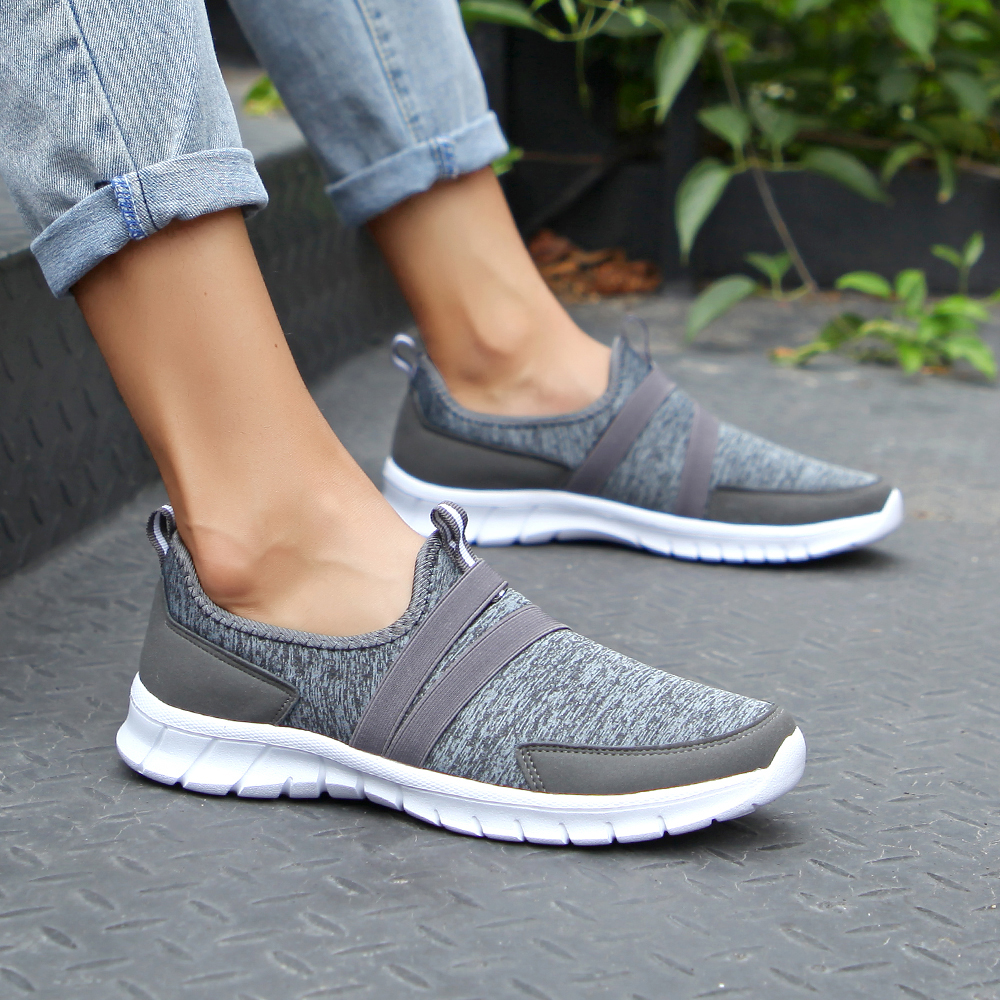 2021 Women Mens Trainers Sport Running Shoes Gray Black Blue Red White Sunmmer Thick-Soled Flat Runners Sneakers Code: 12-7696, Img_1609
2021 Women Mens Trainers Sport Running Shoes Gray Black Blue Red White Sunmmer Thick-Soled Flat Runners Sneakers Code: 12-7696, Img_1609