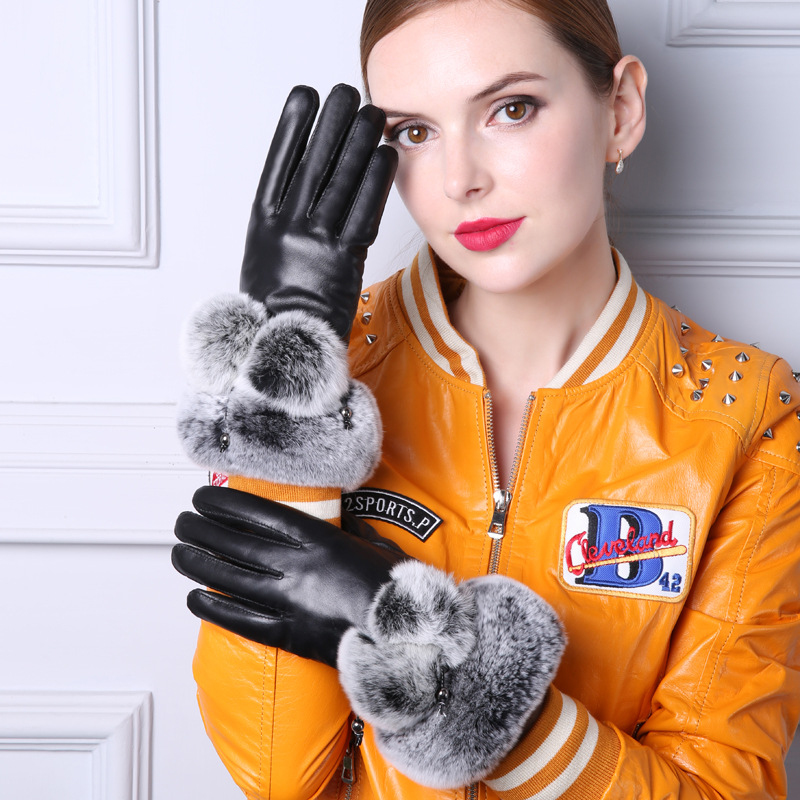 Winter Warm Thickened Sheepskin Otter Fur Touch Screen Gloves Casual Cycling Padded Genuine Leather Glove
Winter Warm Thickened Sheepskin Otter Fur Touch Screen Gloves Casual Cycling Padded Genuine Leather Glove