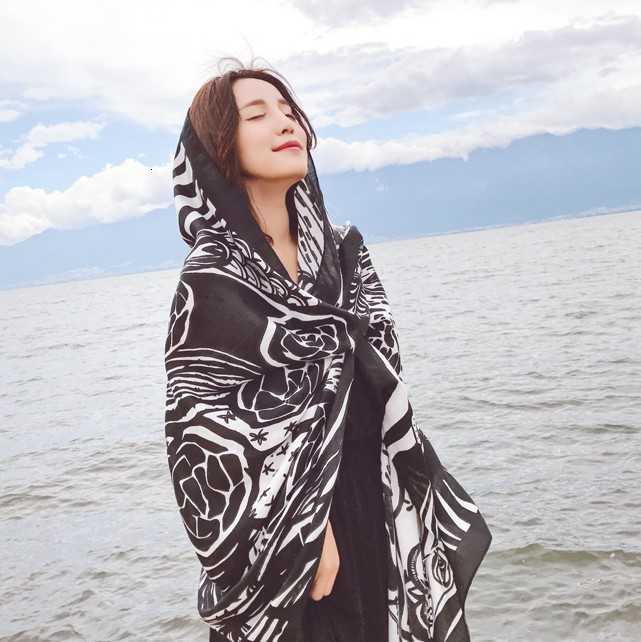 National Style Cotton Linen Scarf Black and White Totem Printed Long Silk Scarf Seaside Tourism Beach Towel Sunscreen Shawl
National Style Cotton Linen Scarf Black and White Totem Printed Long Silk Scarf Seaside Tourism Beach Towel Sunscreen Shawl