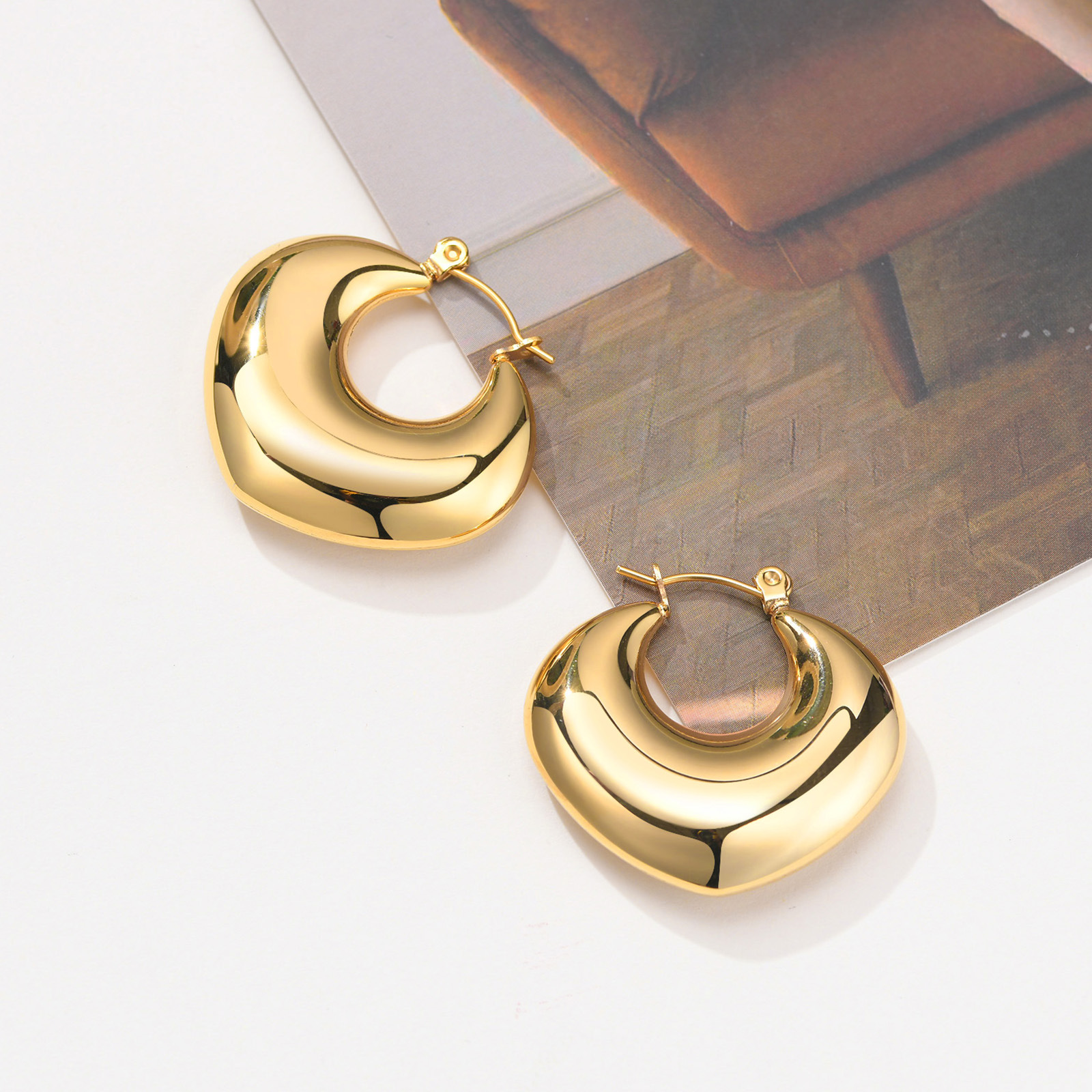 Pair Stainless Steel Hollow Geometric Hoop & Huggie Earrings Gold Women's Heart Earrings 30mm Size Fashion Mother Gifts