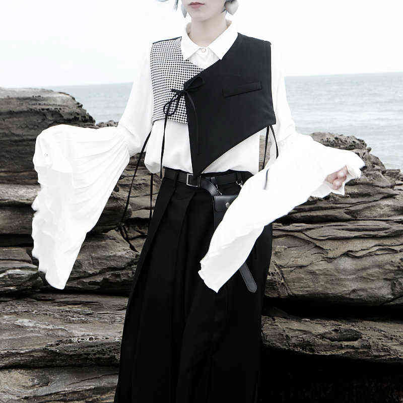 [EAM] Women Black Plaid Split Asymmetrical Loose Fit Vest V-collar Sleeveless Fashion Spring Autumn 1H073 211120