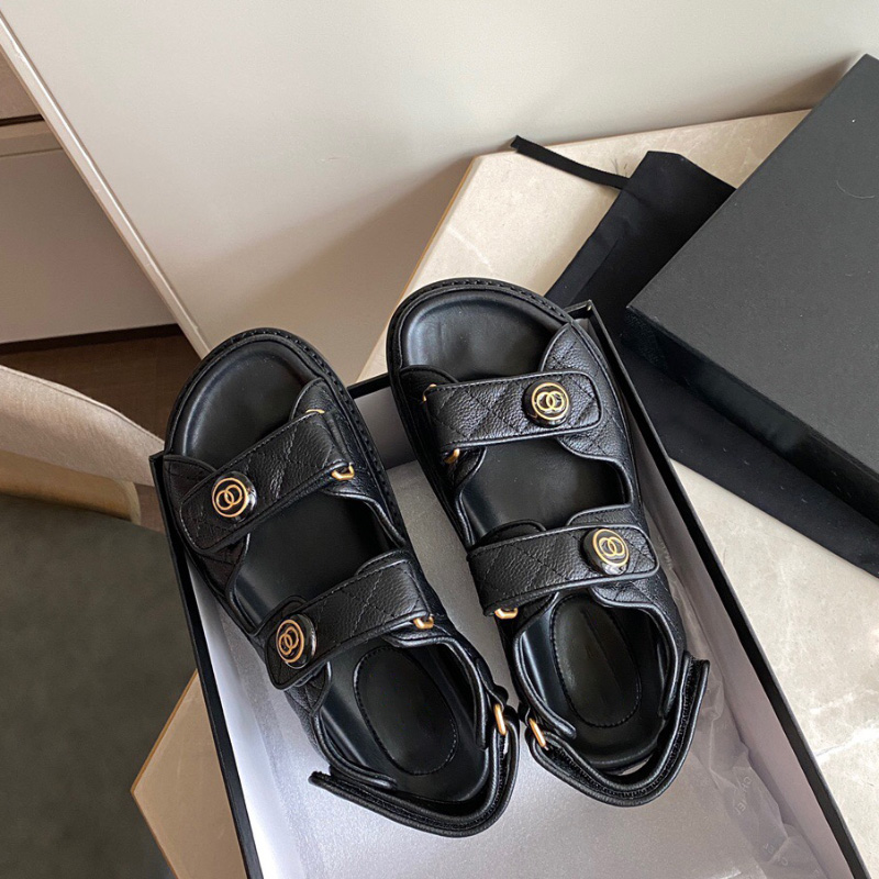 Interlocking Logo button black Leather Slingback Sandals women's luxury designers brands sandal casual slides flat platform slide factory footwear, Gift(not sold separately)
Interlocking Logo button black Leather Slingback Sandals women's luxury designers brands sandal casual slides flat platform slide factory footwear, Gift(not sold separately)