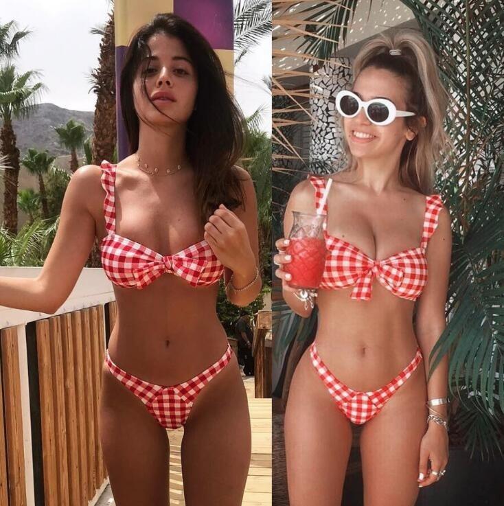 Women' Swimwear 2021 Sexy Brazilian Bikini Women Halter Push Up Set Swimsuit Female Lemon Print Bandage Biquini Bathing Suit, And white lattices
Women' Swimwear 2021 Sexy Brazilian Bikini Women Halter Push Up Set Swimsuit Female Lemon Print Bandage Biquini Bathing Suit, And white lattices