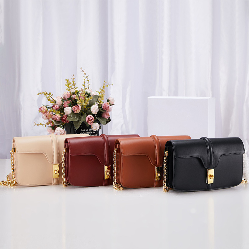 Women Luxurys Designers Bags 2021 Leather Gold Metal Parts Cowhide Outside CrossbodyBag ShoulderBag Multicolor Retail Wholesale Size: 23x16x6.5cm Style: 609421, Red
Women Luxurys Designers Bags 2021 Leather Gold Metal Parts Cowhide Outside CrossbodyBag ShoulderBag Multicolor Retail Wholesale Size: 23x16x6.5cm Style: 609421, Red