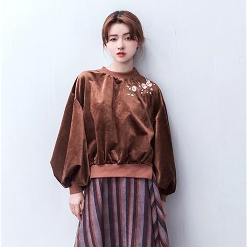 Big Sale Spring Pullover Embroidery Stitching O Neck Loose Velour Fashion Women's Sweatshirt Tops 210615, Picture color
Big Sale Spring Pullover Embroidery Stitching O Neck Loose Velour Fashion Women's Sweatshirt Tops 210615, Picture color