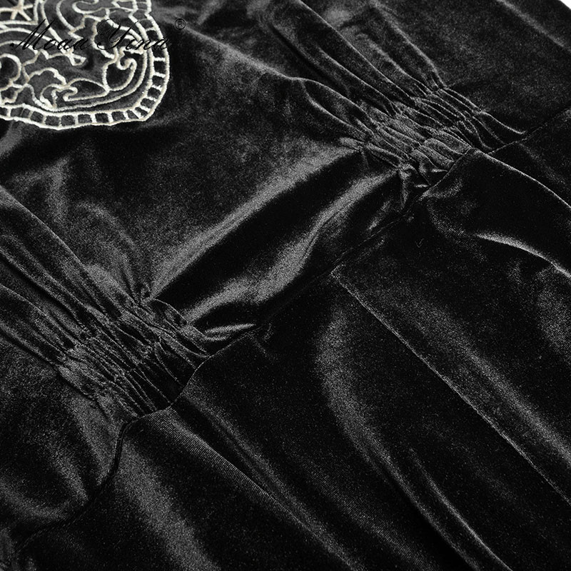 Fashion dress Spring Women Dress V-neck Long sleeve Vintage Embroidery Velvet Elastic waist Dresses 210524