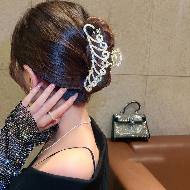Hair Clips & Barrettes Women Elegant Hollow Geometric Metal Claw Vintage Headband Hairpin, Golden;silver
Hair Clips & Barrettes Women Elegant Hollow Geometric Metal Claw Vintage Headband Hairpin, Golden;silver