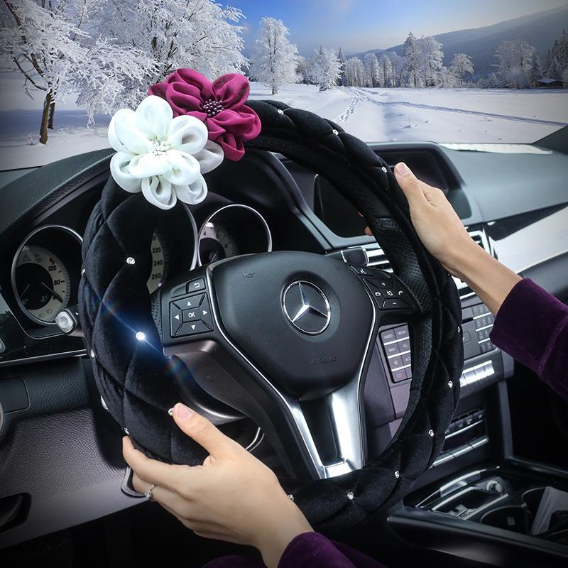 Steering Wheel Covers Winter Crystal Plush Steering-Wheel Cover For Women Car-styling Flowers Rhinestone Car Accessories
Steering Wheel Covers Winter Crystal Plush Steering-Wheel Cover For Women Car-styling Flowers Rhinestone Car Accessories