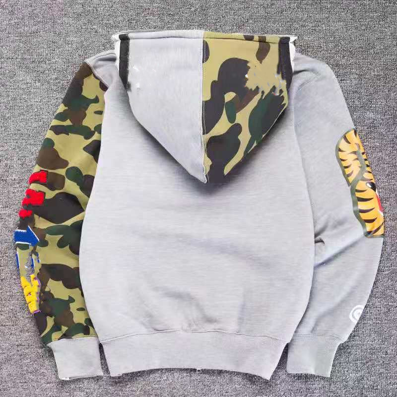 Shark coat luminous cardigan hooded mens Hoodies womens hip hop fashion brand black and white color matching camouflage loose sweater
Shark coat luminous cardigan hooded mens Hoodies womens hip hop fashion brand black and white color matching camouflage loose sweater
