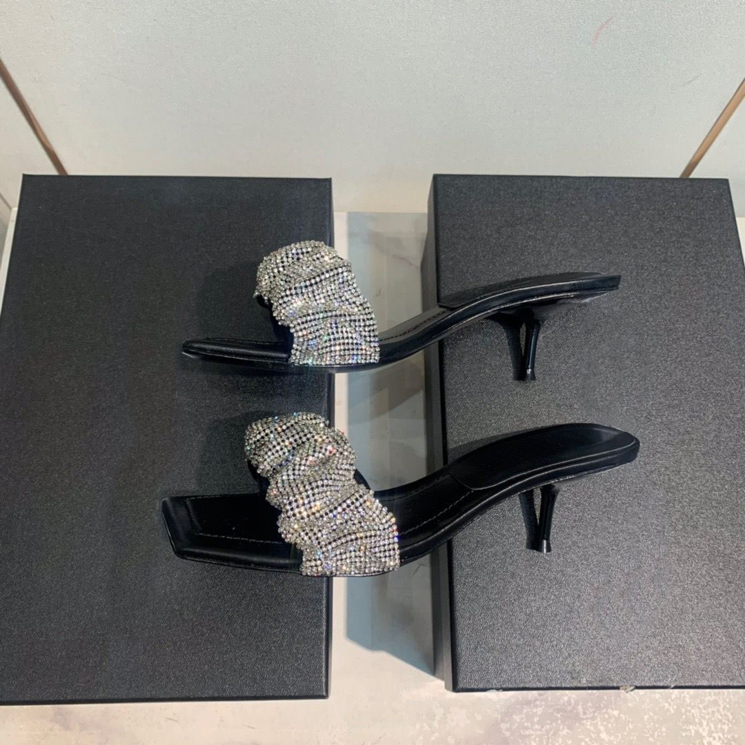 2021 European fashion women's high-heeled shoes, sandals, diamond decoration, Party banquet combination, with box, size 34-40, Customize
2021 European fashion women's high-heeled shoes, sandals, diamond decoration, Party banquet combination, with box, size 34-40, Customize