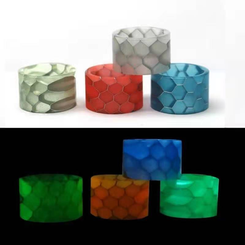 Luminous Snake Skin Cobra Resin Drip Tip for SMOK Stick V9 Max Tank Atomizer / Kit Electronic Cigarette
Luminous Snake Skin Cobra Resin Drip Tip for SMOK Stick V9 Max Tank Atomizer / Kit Electronic Cigarette