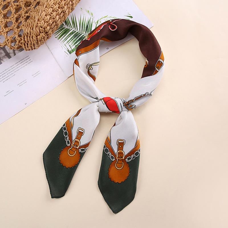 Scarves 2021 Simulation Silk Scarf Carriage Chain Printing Small Square 70 * Female Summer Fashion, Blue;gray
Scarves 2021 Simulation Silk Scarf Carriage Chain Printing Small Square 70 * Female Summer Fashion, Blue;gray