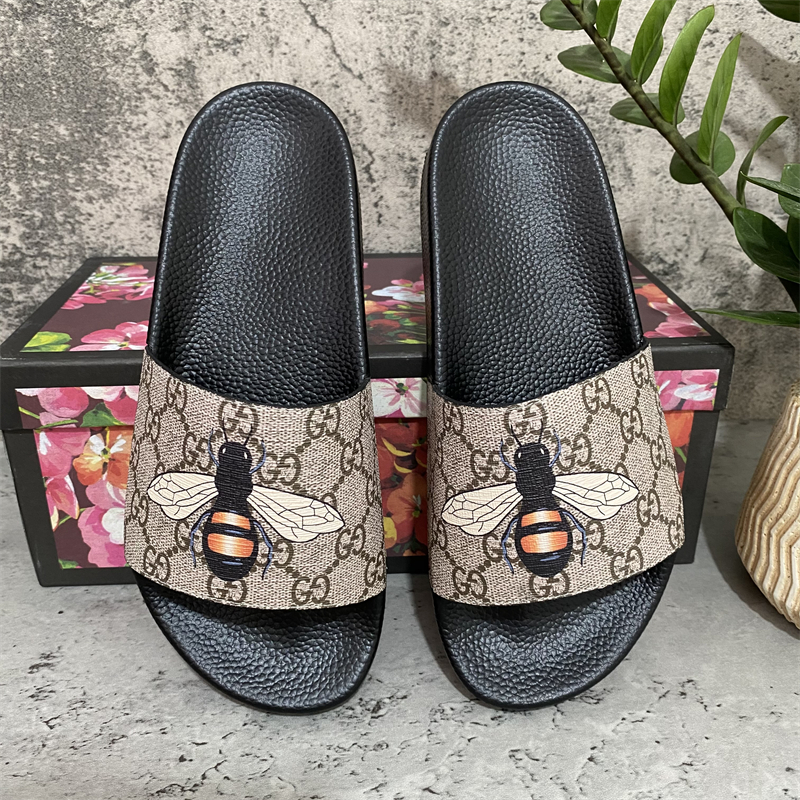 Top Quality Women Men Slides Summer Slippers Beach Indoor Flat Sandals Flip Flops Spike Sandal With Box G, Colour-23
Top Quality Women Men Slides Summer Slippers Beach Indoor Flat Sandals Flip Flops Spike Sandal With Box G, Colour-23